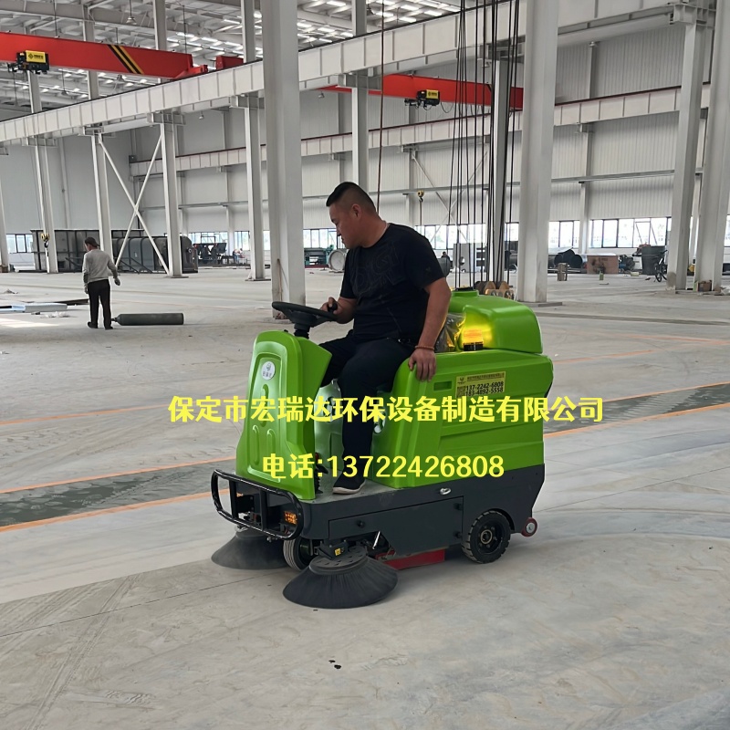 宏瑞達(dá)工廠電動(dòng)清掃車(chē)｜河北承德金屬制品廠交機(jī)實(shí)拍?
